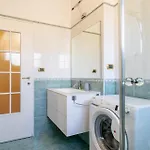 Guzzi Lovers: La Perfetta A Mandello Apartmán *